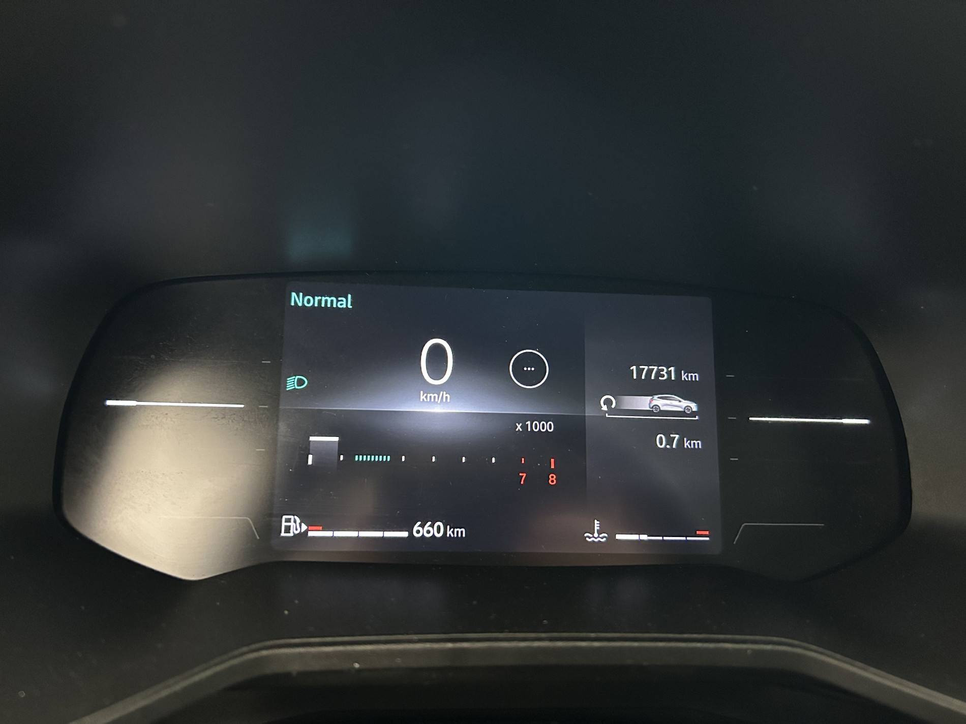 Vente en ligne Renault Clio 5 Clio TCe 90 au prix de 15 990 €