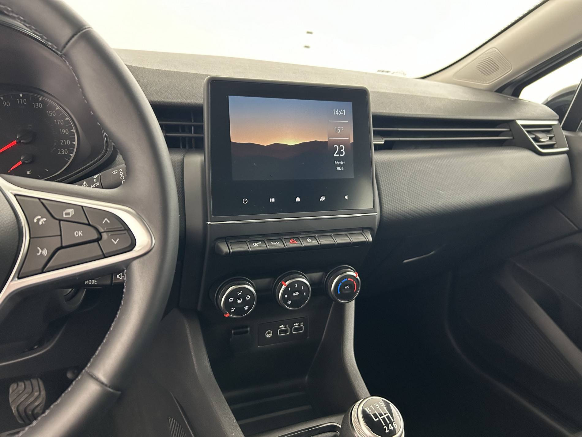 Vente en ligne Renault Clio 5 Clio TCe 90 au prix de 13 990 €