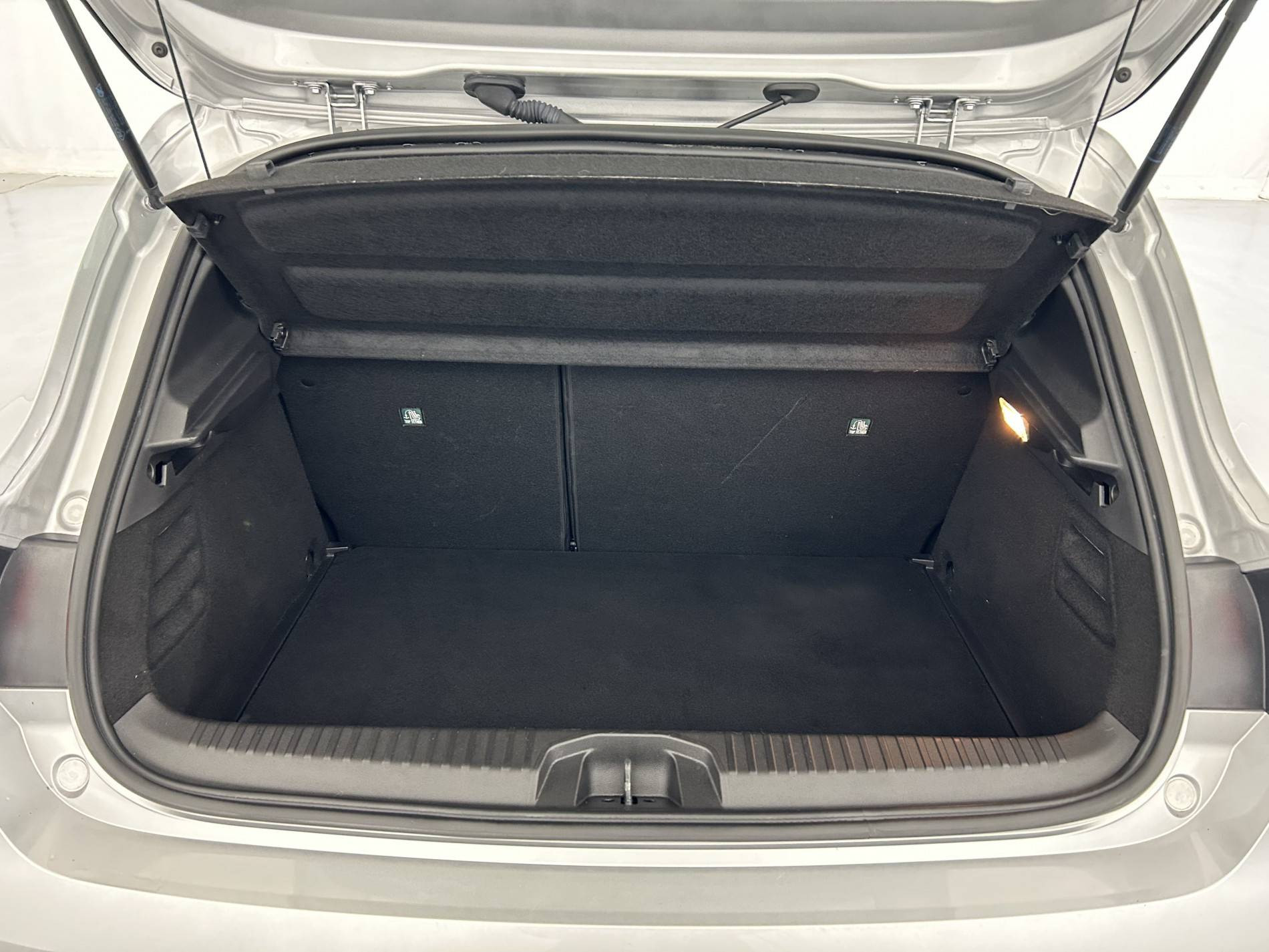 Vente en ligne Renault Clio 5 Clio TCe 90 au prix de 14 390 €