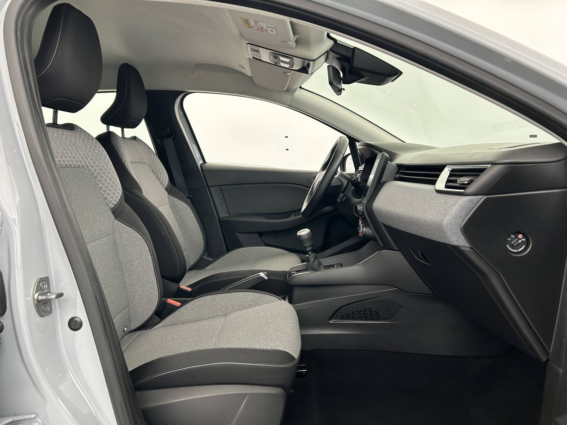 Vente en ligne Renault Clio 5 Clio TCe 90 au prix de 15 990 €