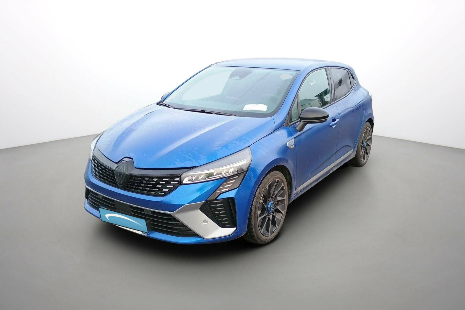 Renault Clio 5 Clio E-Tech full hybrid 145 occasion de 2024 en vente à Auray