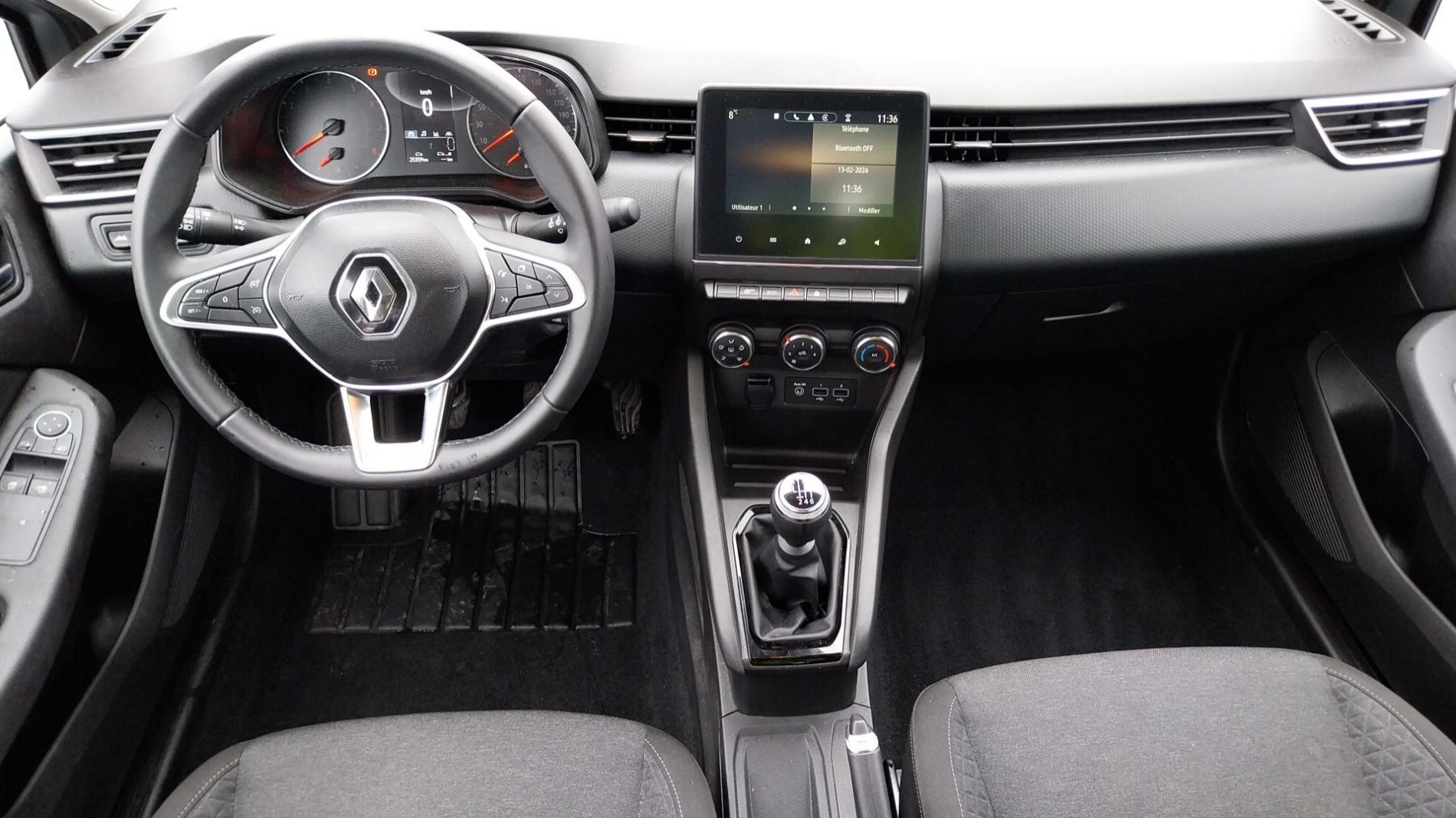 Vente en ligne Renault Clio 5 Clio TCe 90 au prix de 14 390 €