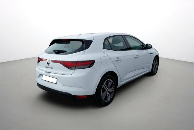 Vente en ligne Renault Megane 4  Blue dCi 115 au prix de 17 990 €