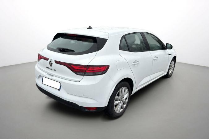 Vente en ligne Renault Megane 4 Mégane IV Berline Blue dCi 115 - 21N au prix de 18 490 €