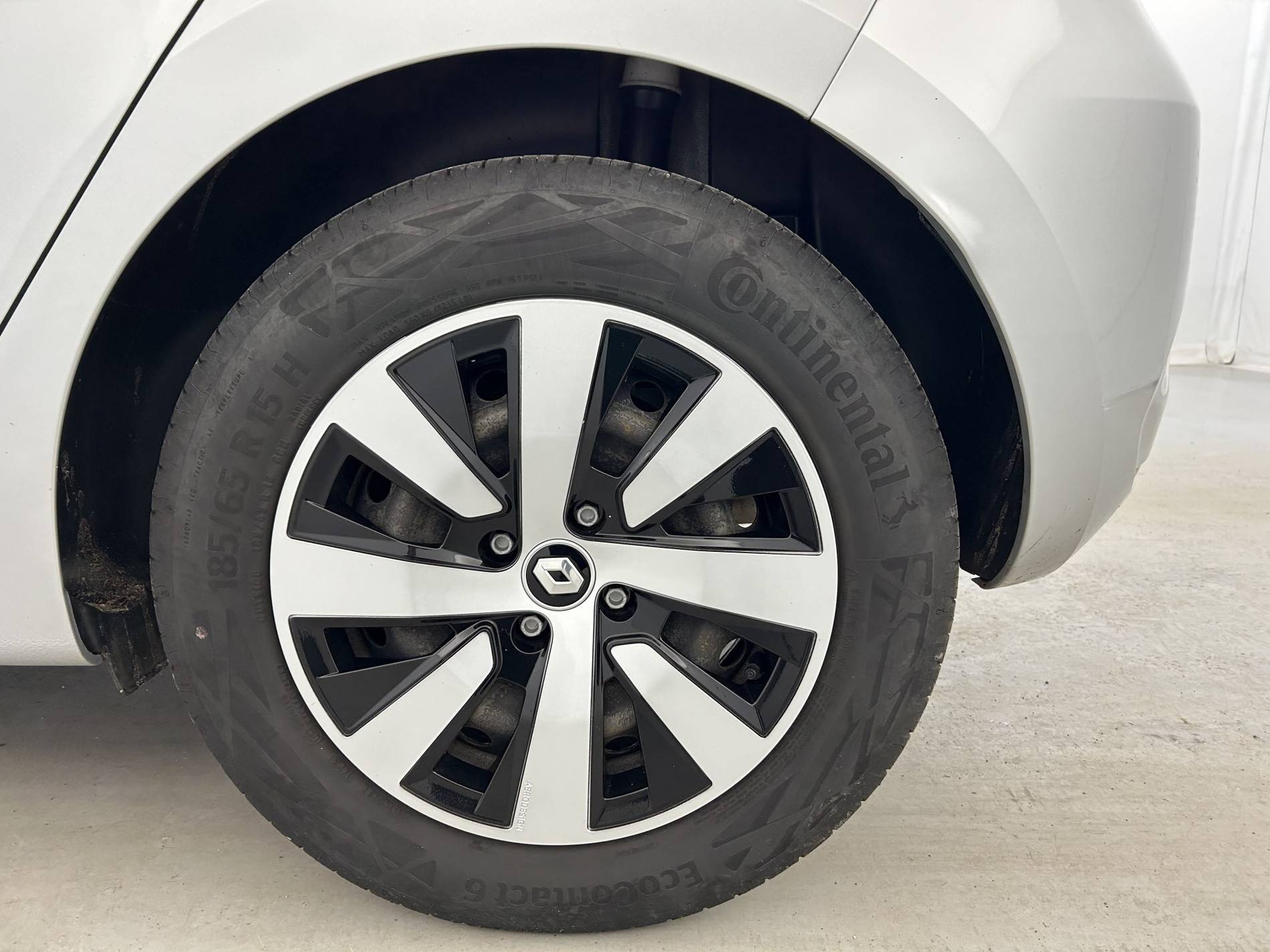 Vente en ligne Renault Clio 5 Clio TCe 90 au prix de 14 290 €