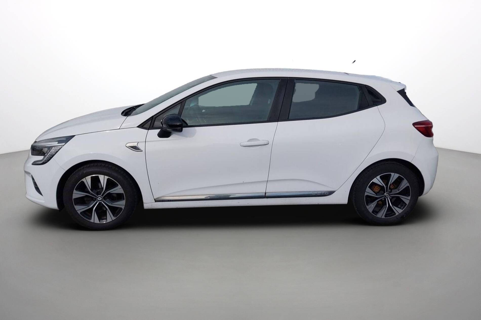 Vente en ligne Renault Clio 5 Clio TCe 90 X-Tronic - 21N au prix de 14 770 €