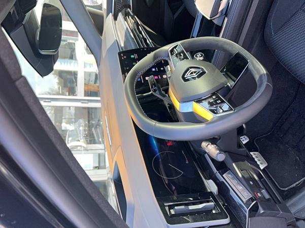 Vente en ligne Renault Austral  E-Tech hybrid 200 au prix de 42 790 €