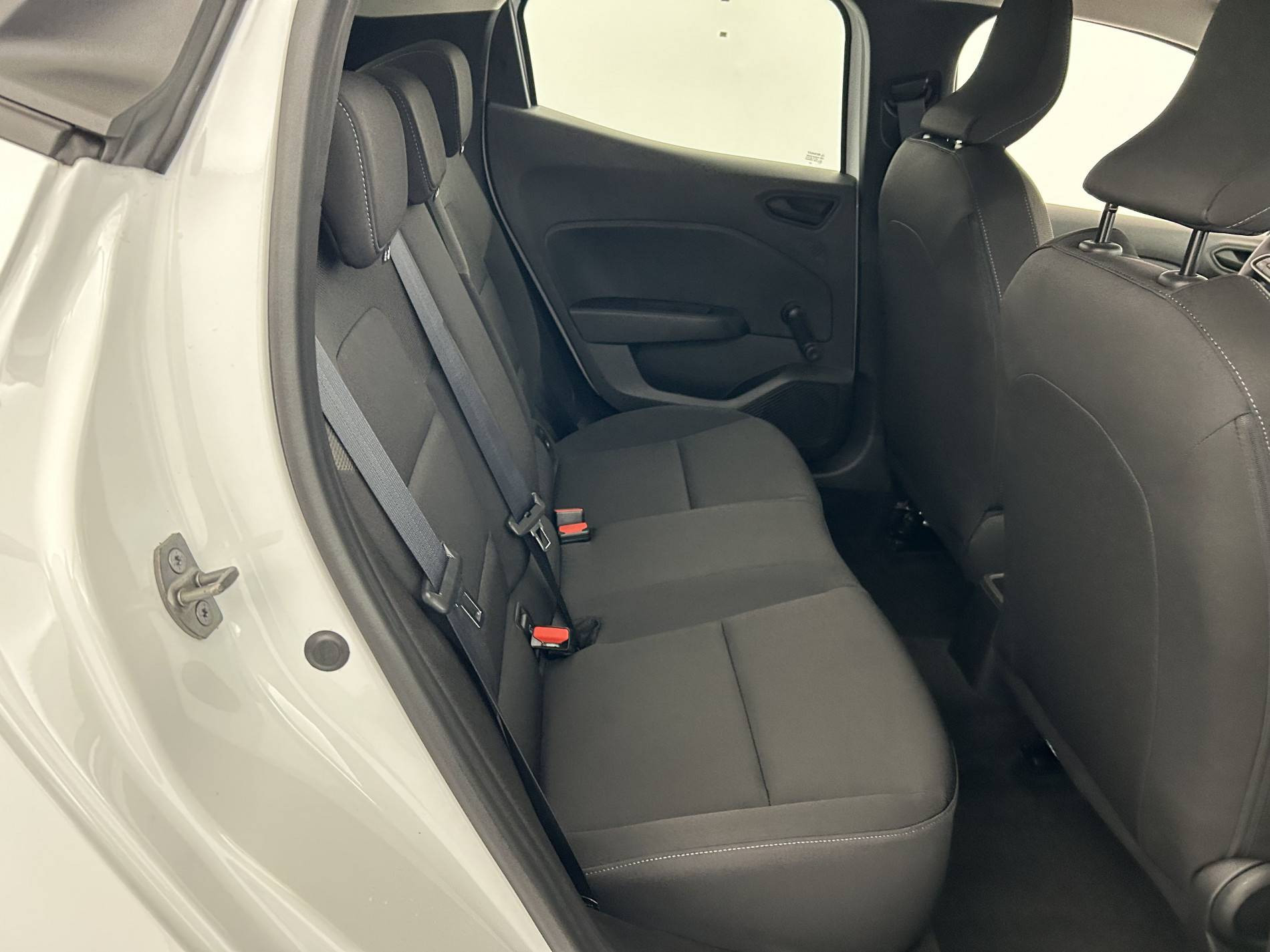 Vente en ligne Renault Clio 5 Clio SCe 65 au prix de 13 770 €