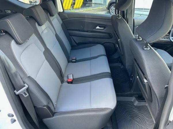 Vente en ligne Dacia Jogger  Hybrid 140 7 places GSR2 au prix de 26 800 €