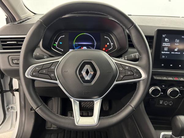 Vente en ligne Renault Clio 5 Clio E-Tech 140 - 21N au prix de 16 490 €