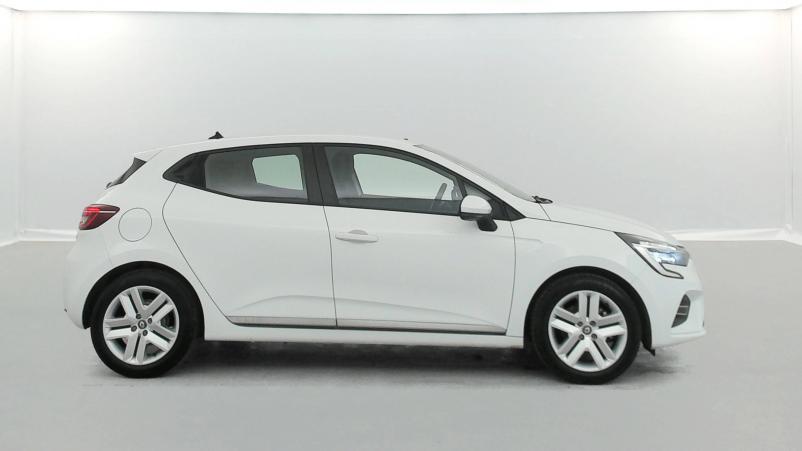 Vente en ligne Renault Clio 5 Clio E-Tech 140 - 21N au prix de 16 490 €