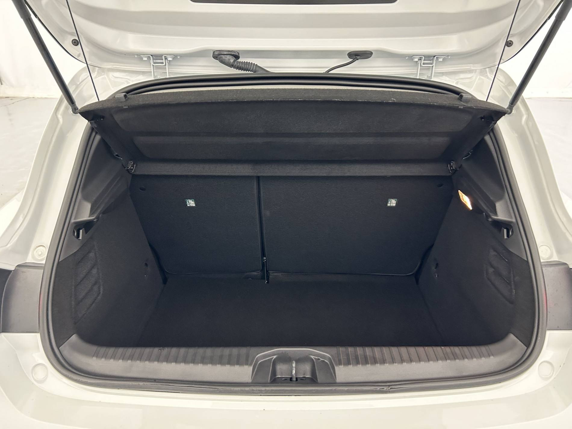 Vente en ligne Renault Clio 5 Clio Blue dCi 100 ch GSR2 au prix de 18 970 €