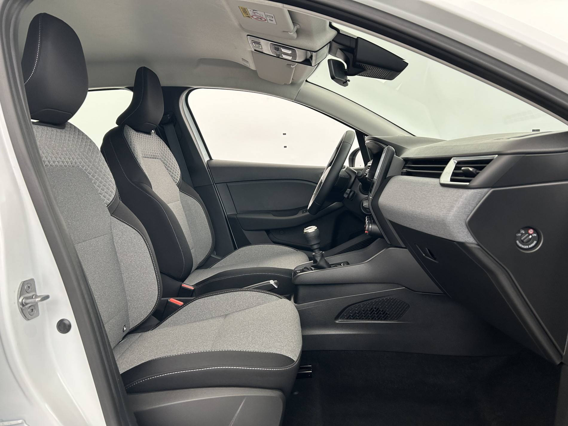 Vente en ligne Renault Clio 5 Clio Blue dCi 100 ch GSR2 au prix de 18 970 €