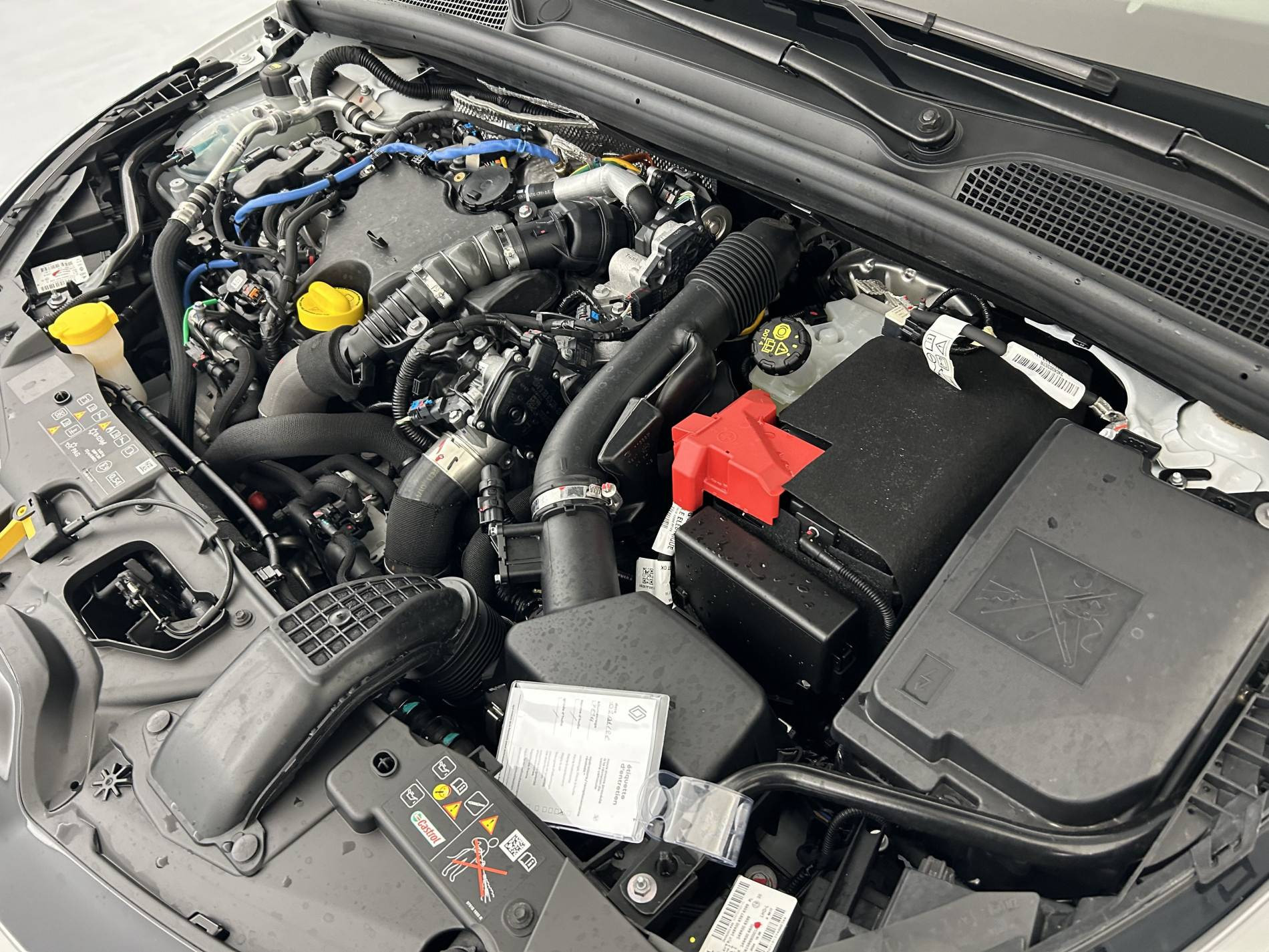 Vente en ligne Renault Clio 5 Clio Blue dCi 100 ch GSR2 au prix de 18 970 €