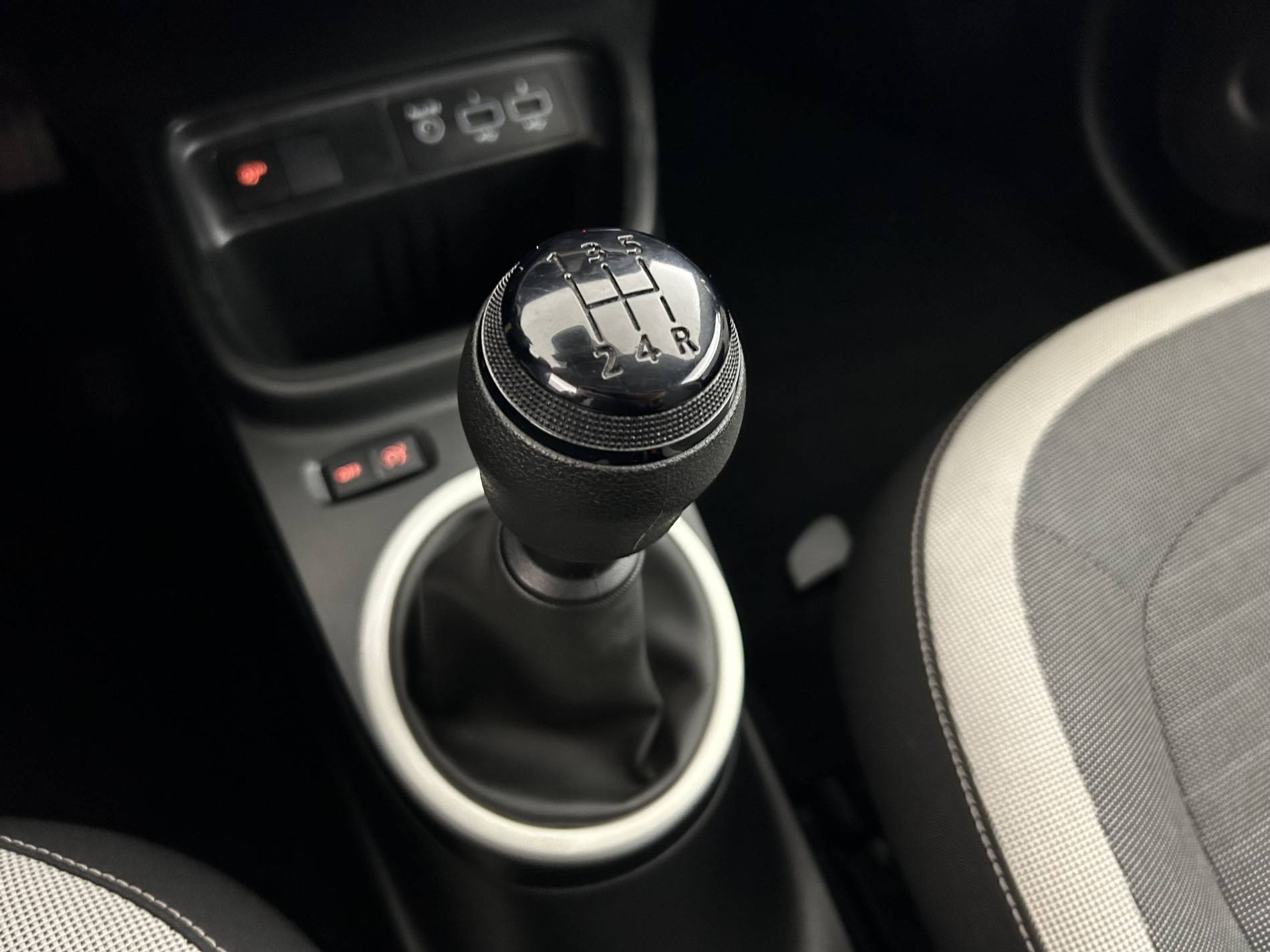 Vente en ligne Renault Twingo 3  SCe 65 au prix de 11 990 €