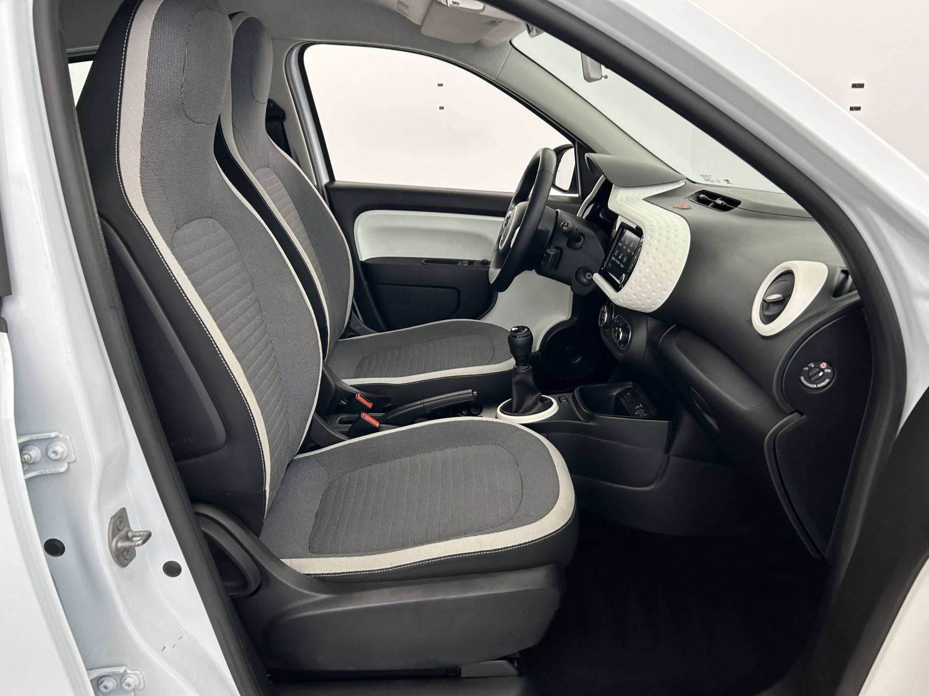 Vente en ligne Renault Twingo 3  SCe 65 au prix de 11 990 €