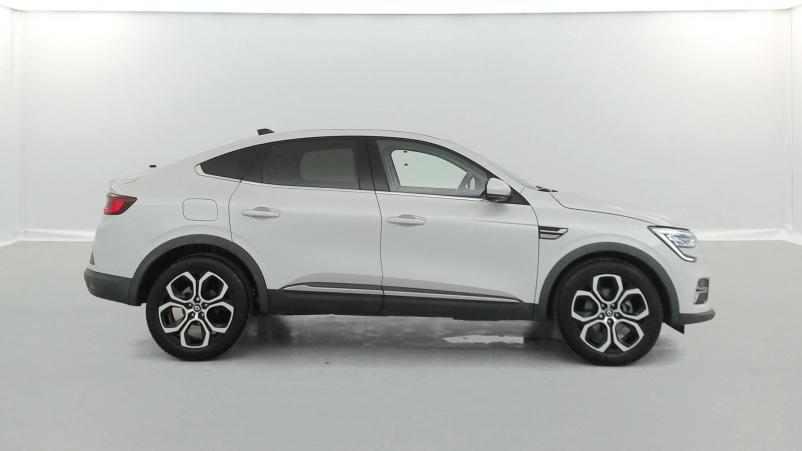 Vente en ligne Renault Arkana  E-Tech 145 - 21B au prix de 19 970 €