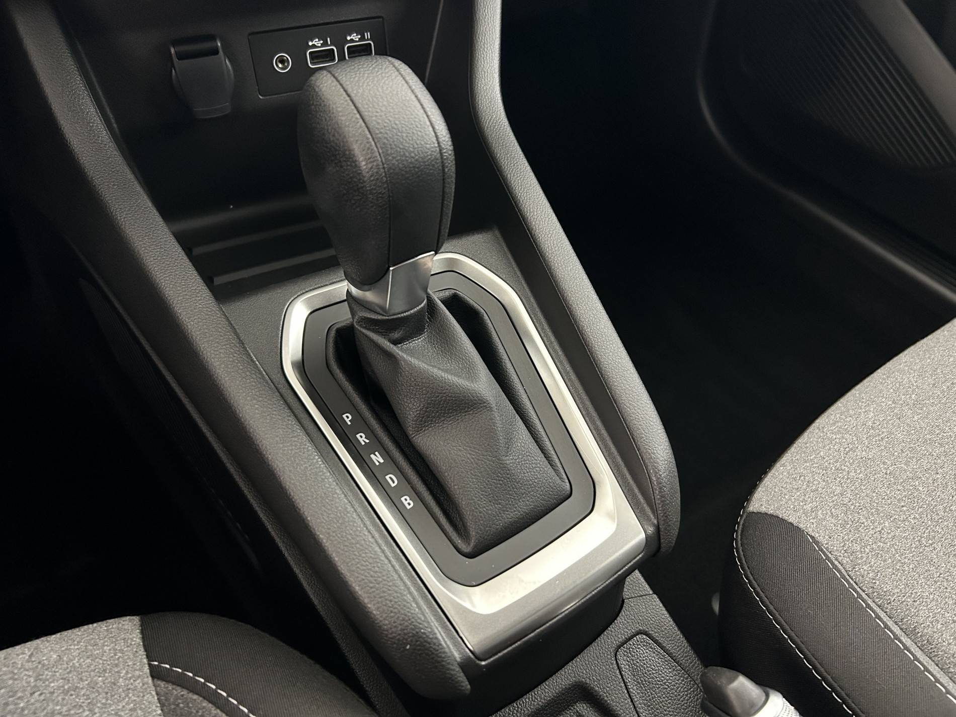 Vente en ligne Renault Clio 5 Clio E-Tech full hybrid 145 au prix de 20 890 €