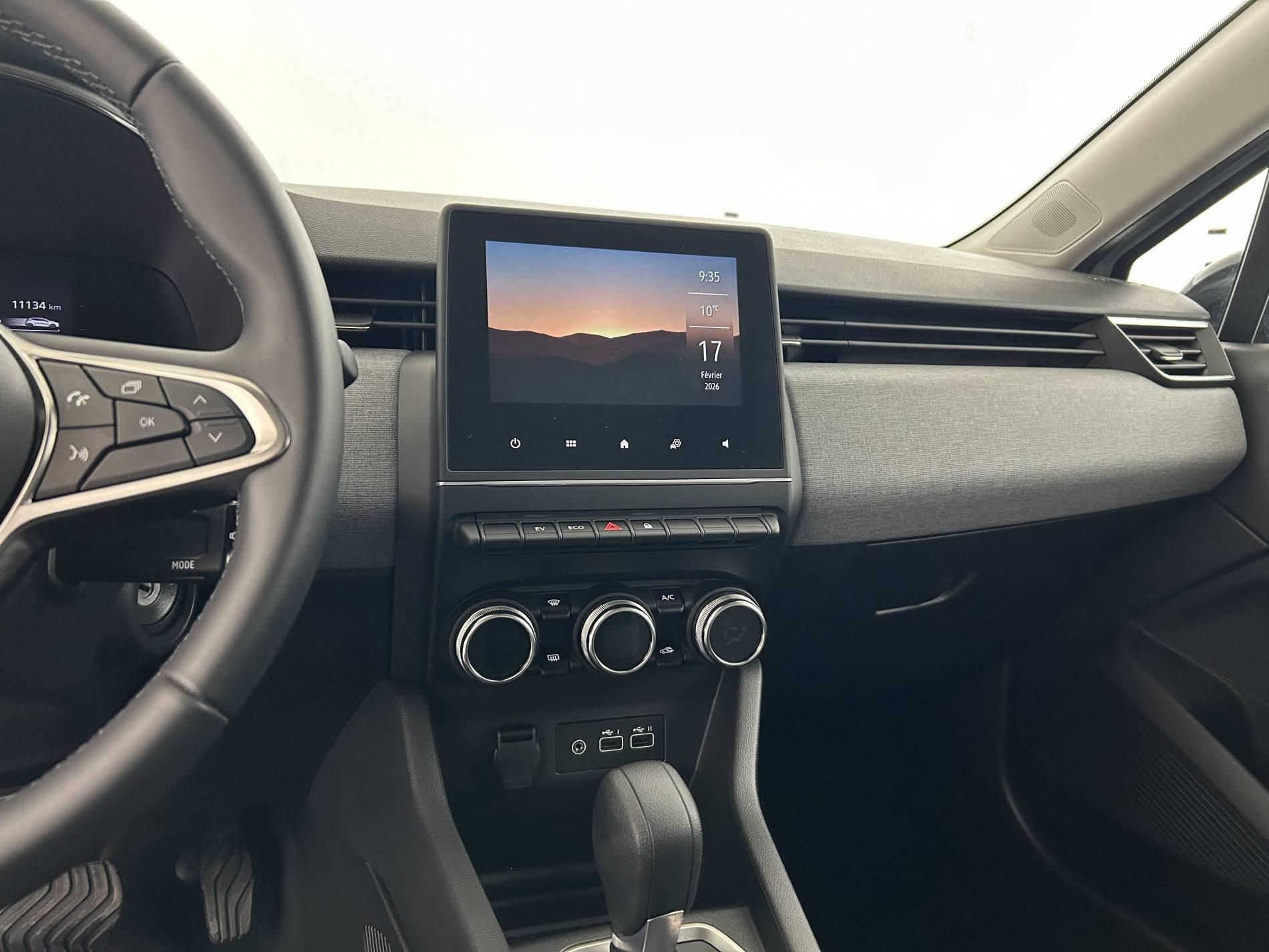 Vente en ligne Renault Clio 5 Clio E-Tech full hybrid 145 au prix de 20 890 €