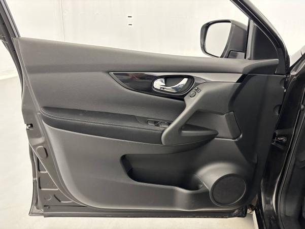 Vente en ligne Nissan Qashqai  1.2 DIG-T 115 au prix de 12 670 €