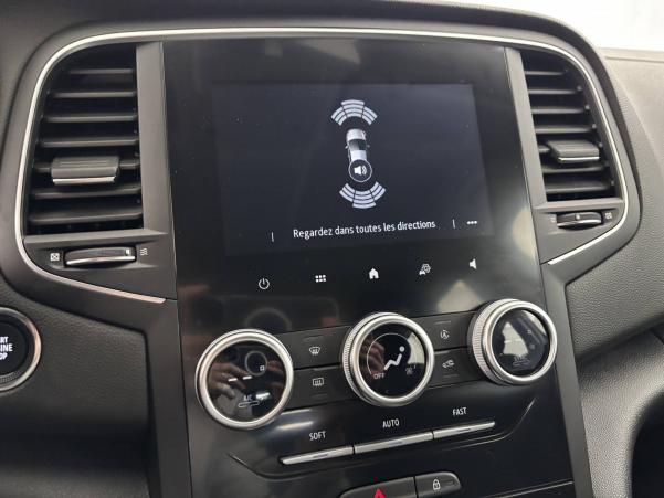 Vente en ligne Renault Megane 4  Blue dCi 115 au prix de 17 990 €