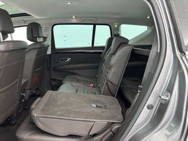 Vente en ligne Renault Espace 5 Espace dCi 160 Energy Twin Turbo au prix de 20 390 €