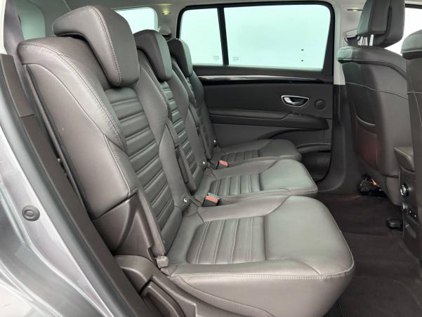 Vente en ligne Renault Espace 5 Espace dCi 160 Energy Twin Turbo au prix de 20 390 €