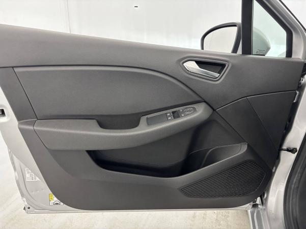 Vente en ligne Renault Clio 5 Clio Blue dCi 100 - 21N au prix de 14 990 €