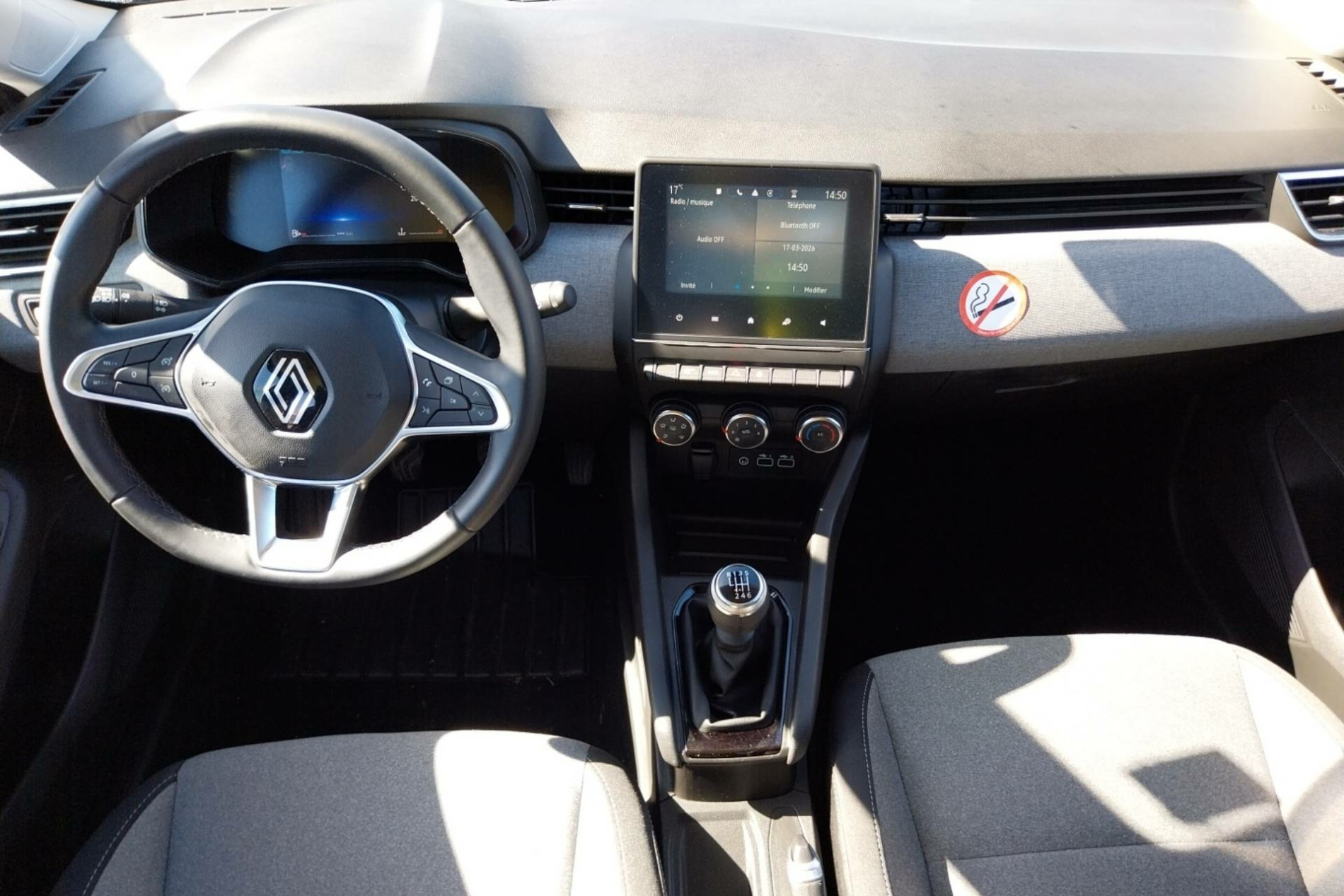 Vente en ligne Renault Clio 5 Clio TCe 90 au prix de 15 990 €