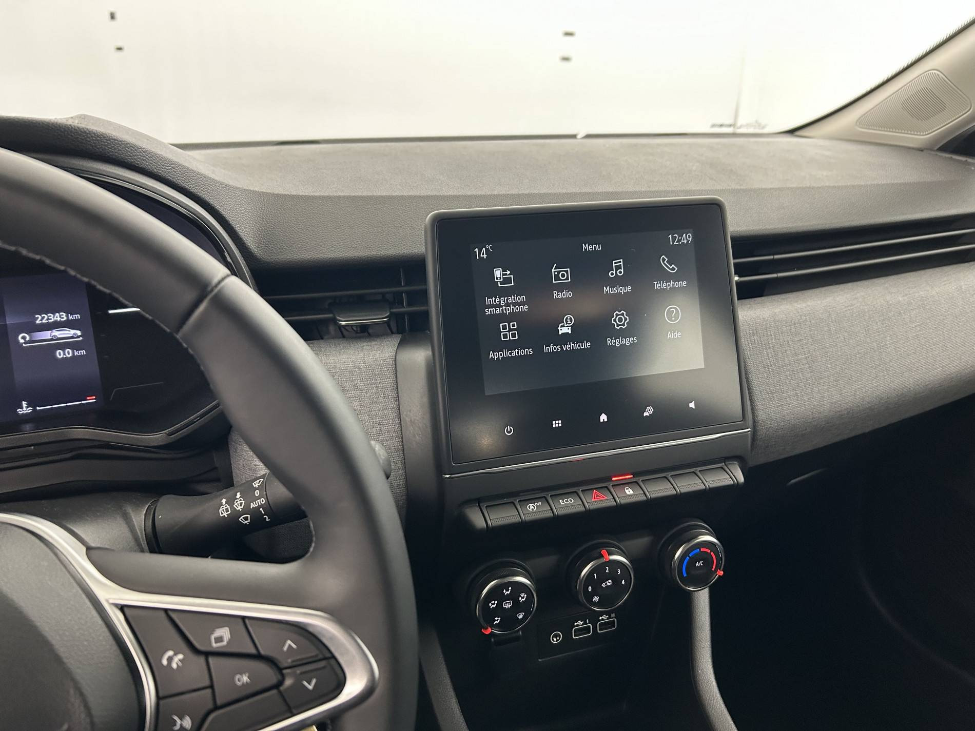 Vente en ligne Renault Clio 5 Clio TCe 90 au prix de 15 990 €