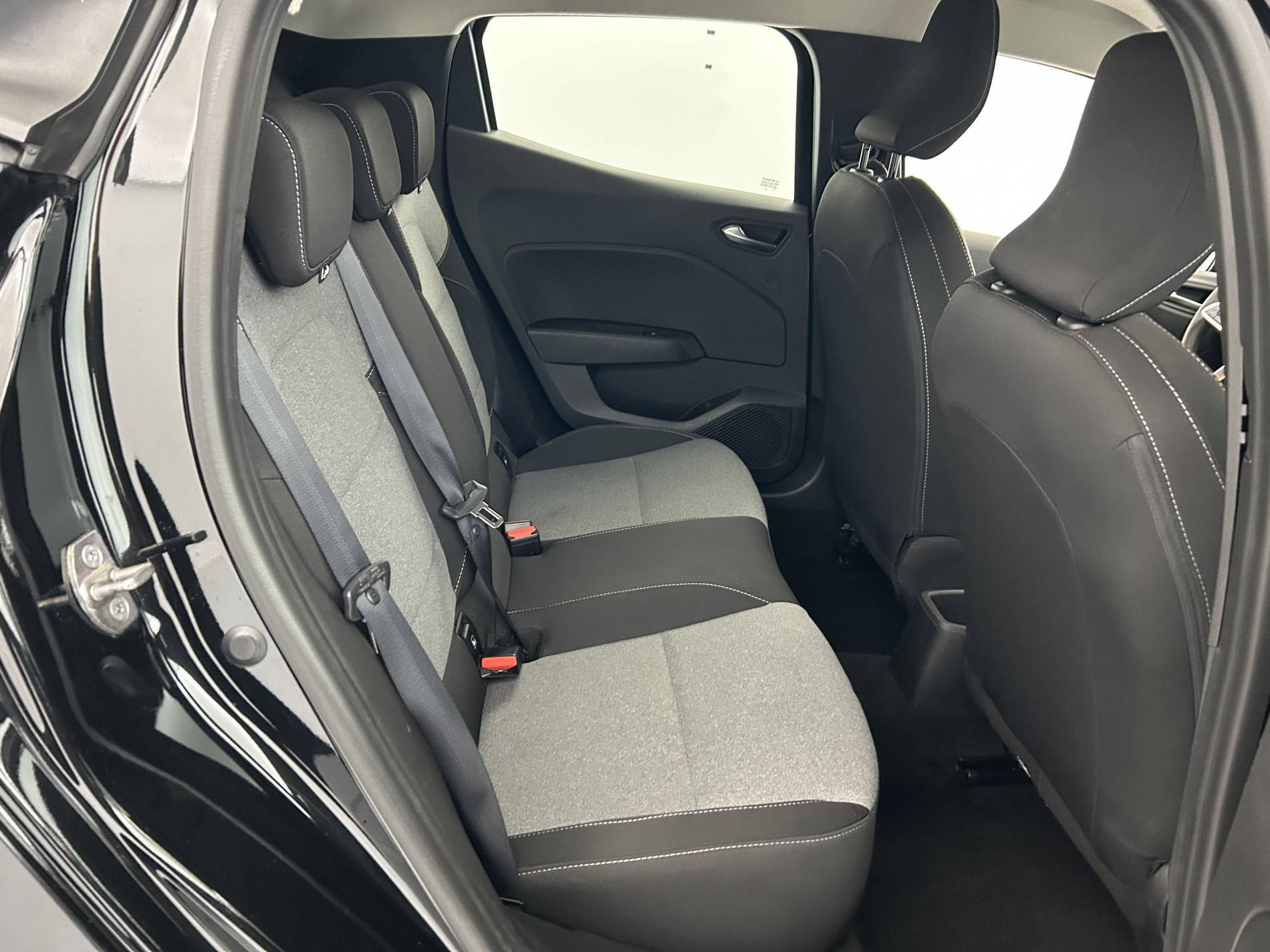 Vente en ligne Renault Clio 5 Clio TCe 90 au prix de 15 490 €