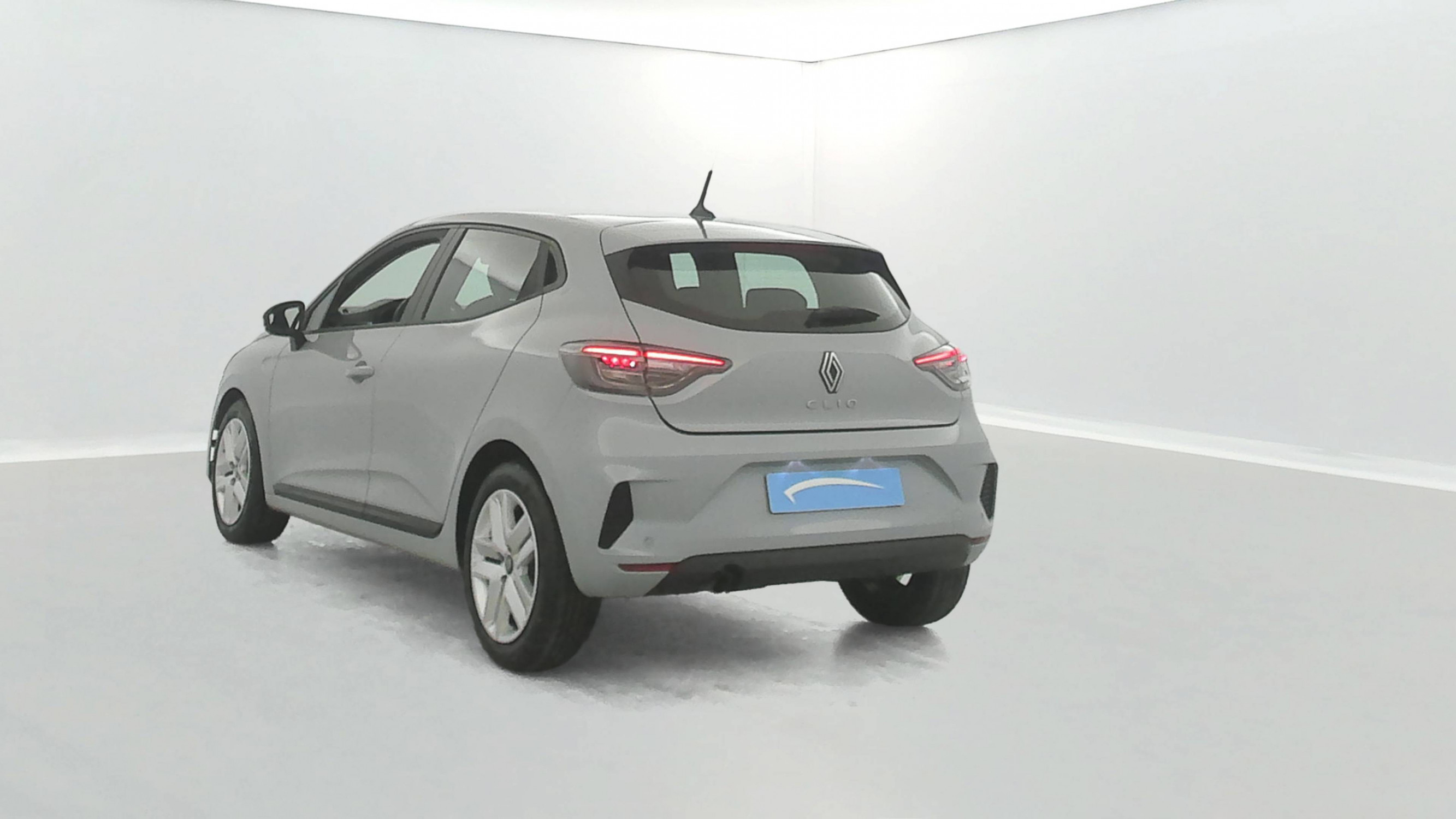 Vente en ligne Renault Clio 5 Clio TCe 90 au prix de 15 990 €