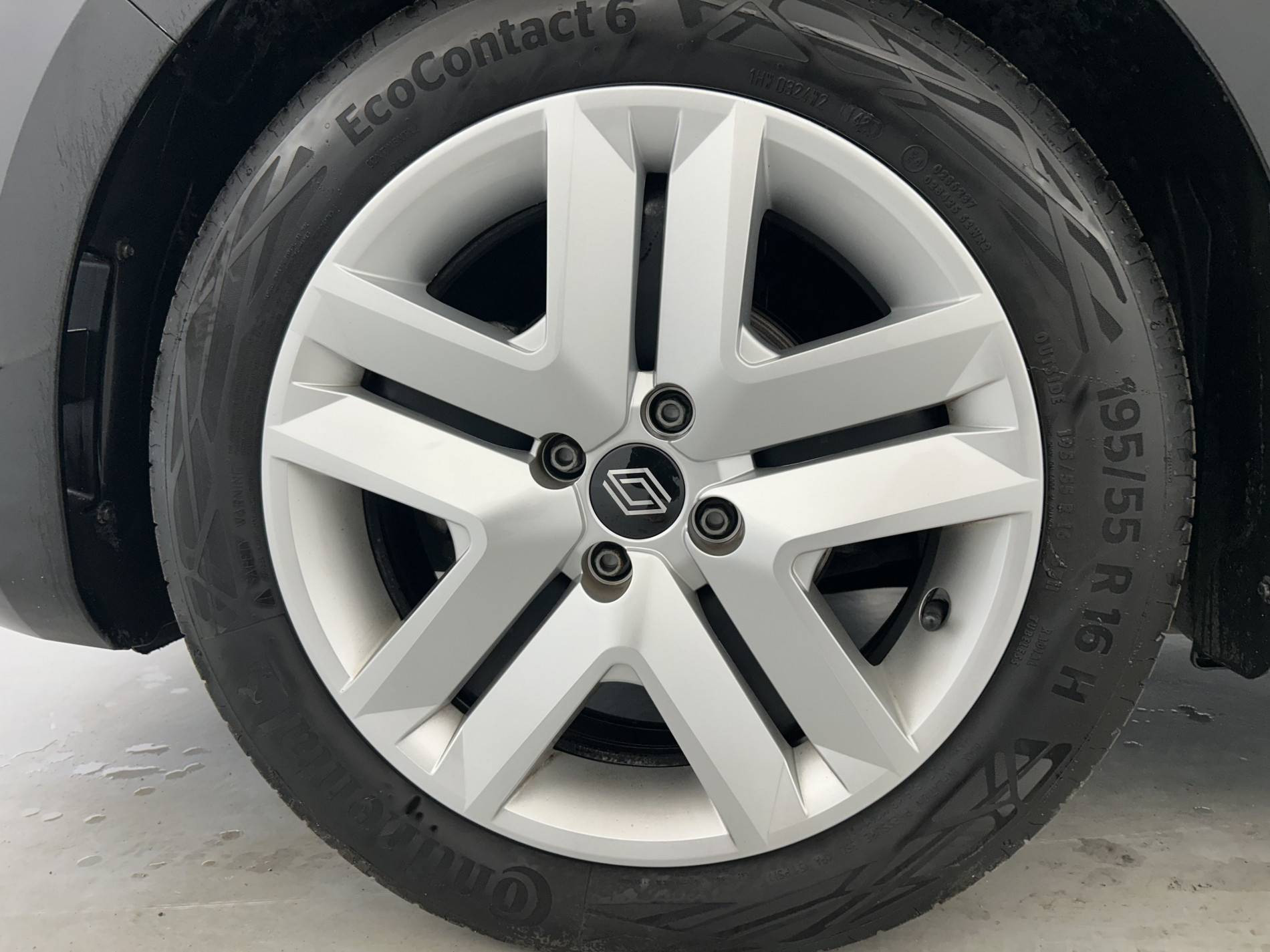 Vente en ligne Renault Clio 5 Clio TCe 90 au prix de 15 490 €