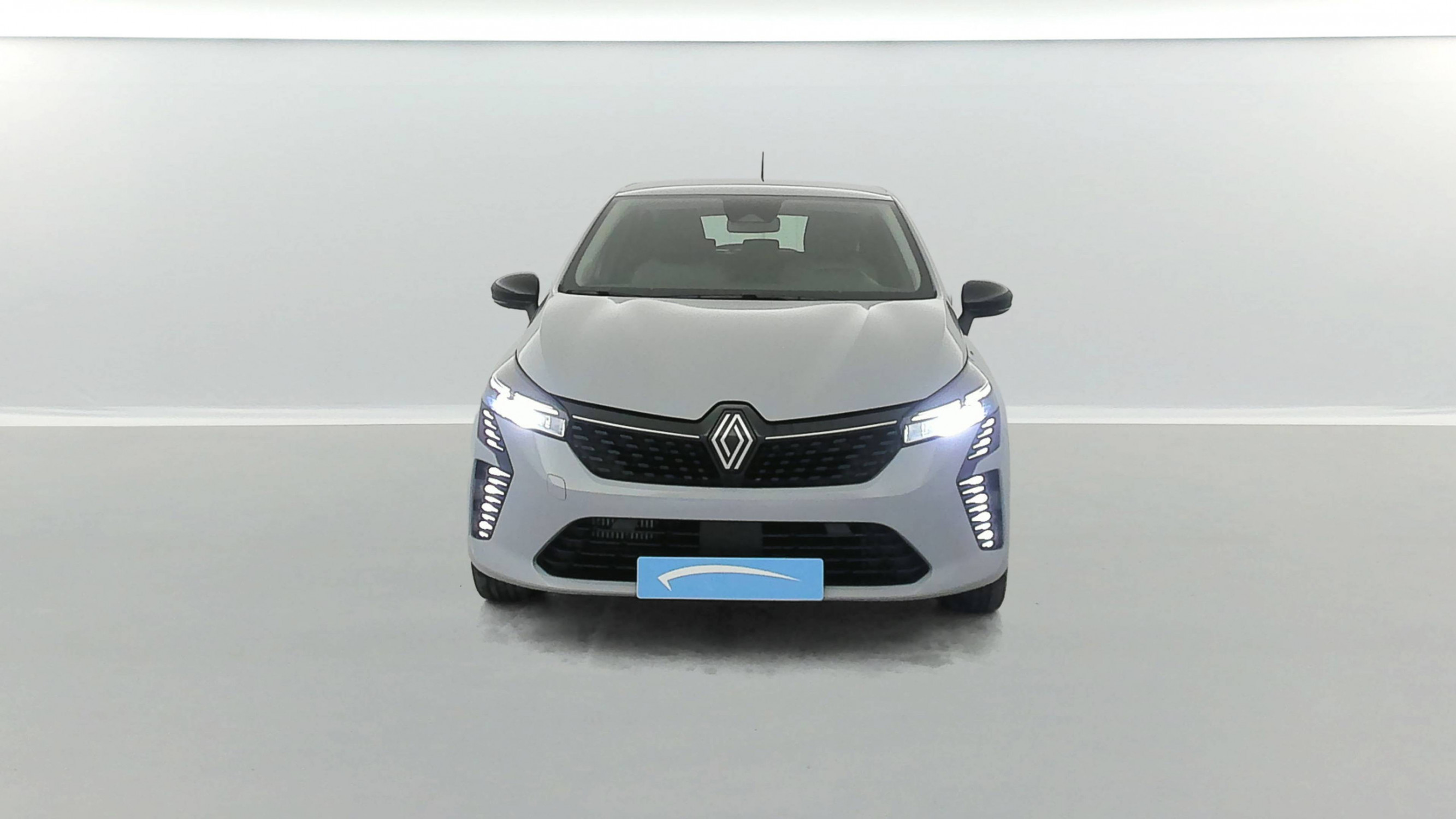 Vente en ligne Renault Clio 5 Clio TCe 90 au prix de 15 990 €