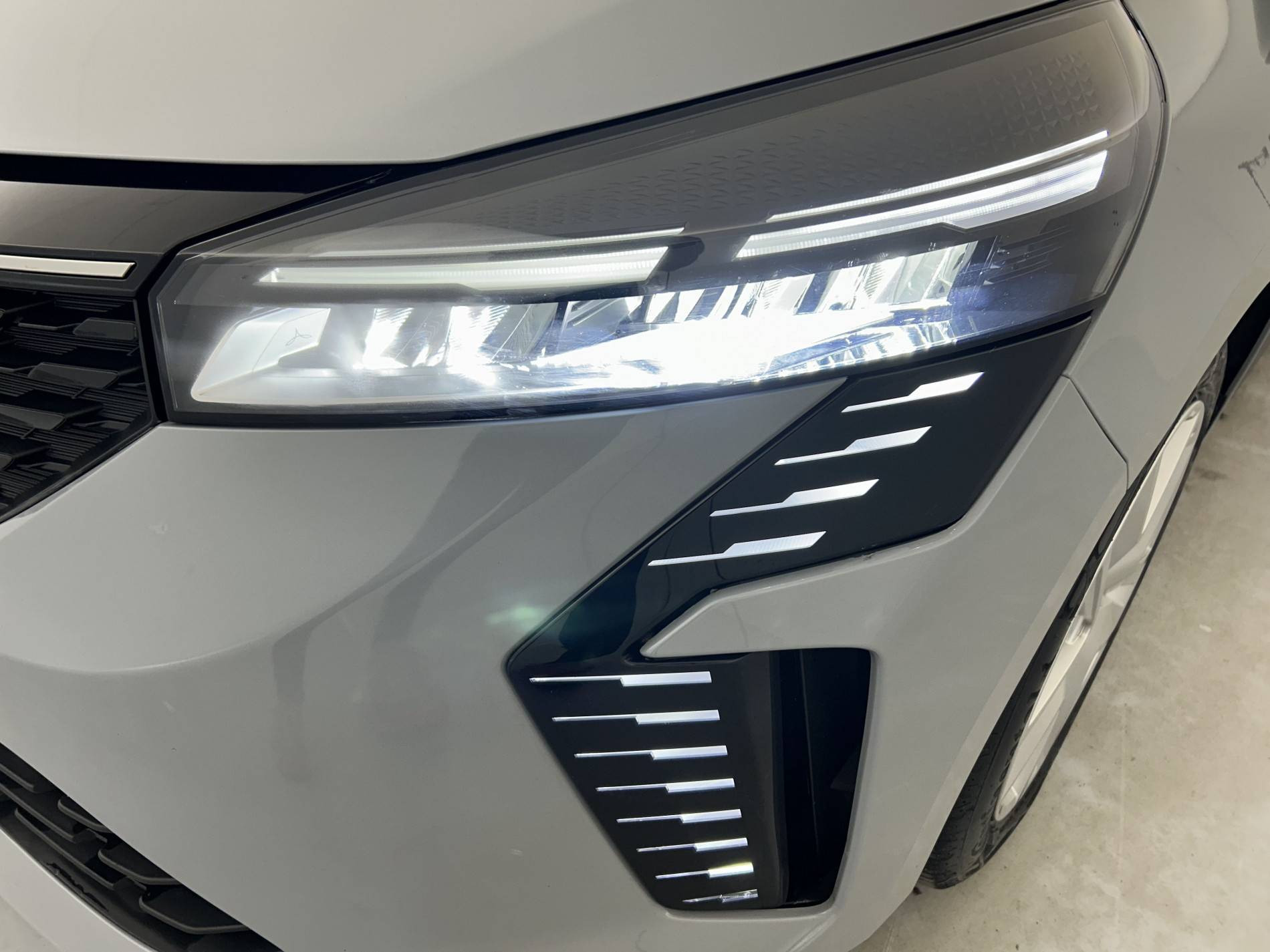 Vente en ligne Renault Clio 5 Clio TCe 90 au prix de 15 990 €