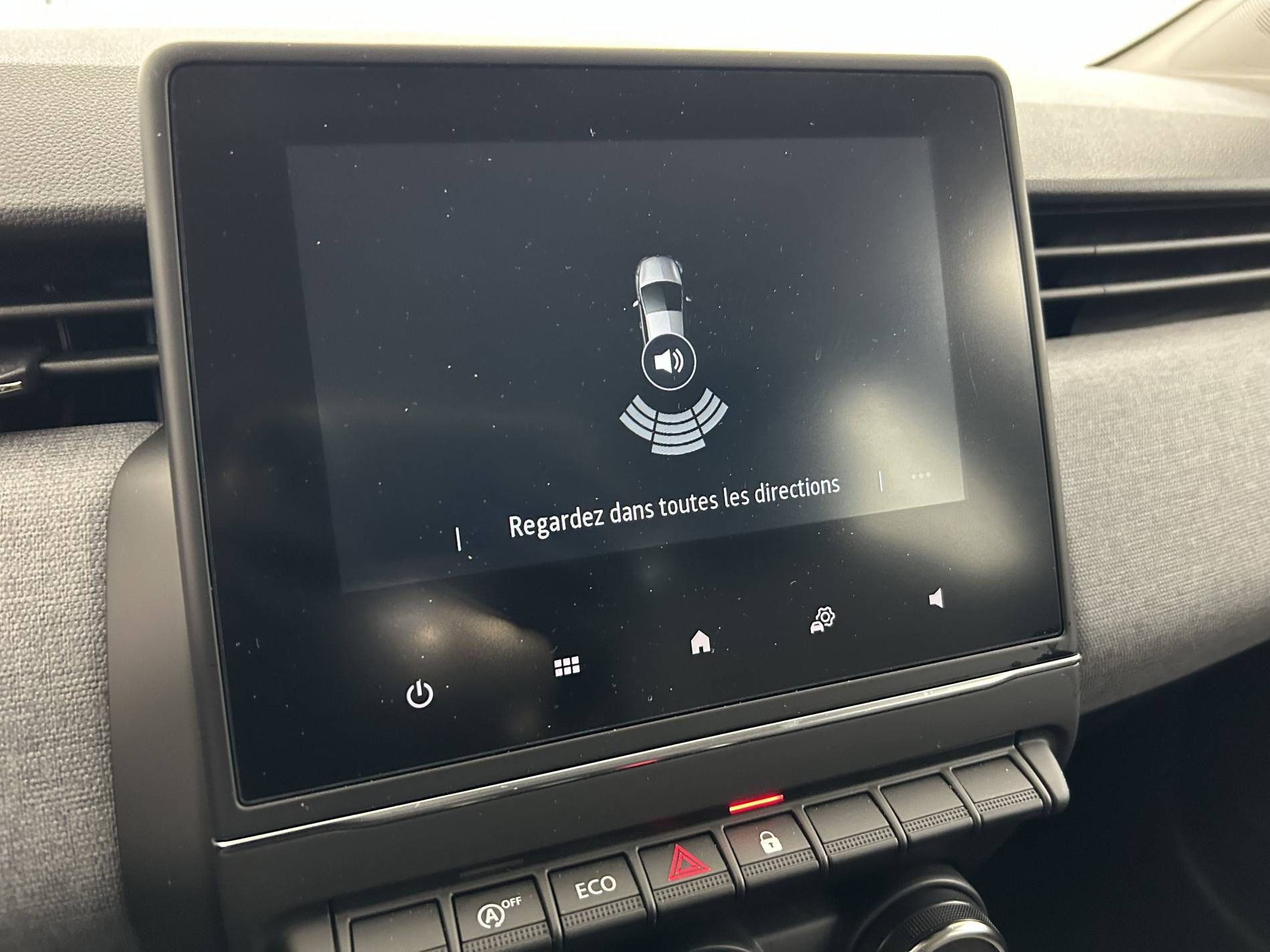 Vente en ligne Renault Clio 5 Clio TCe 90 au prix de 15 990 €