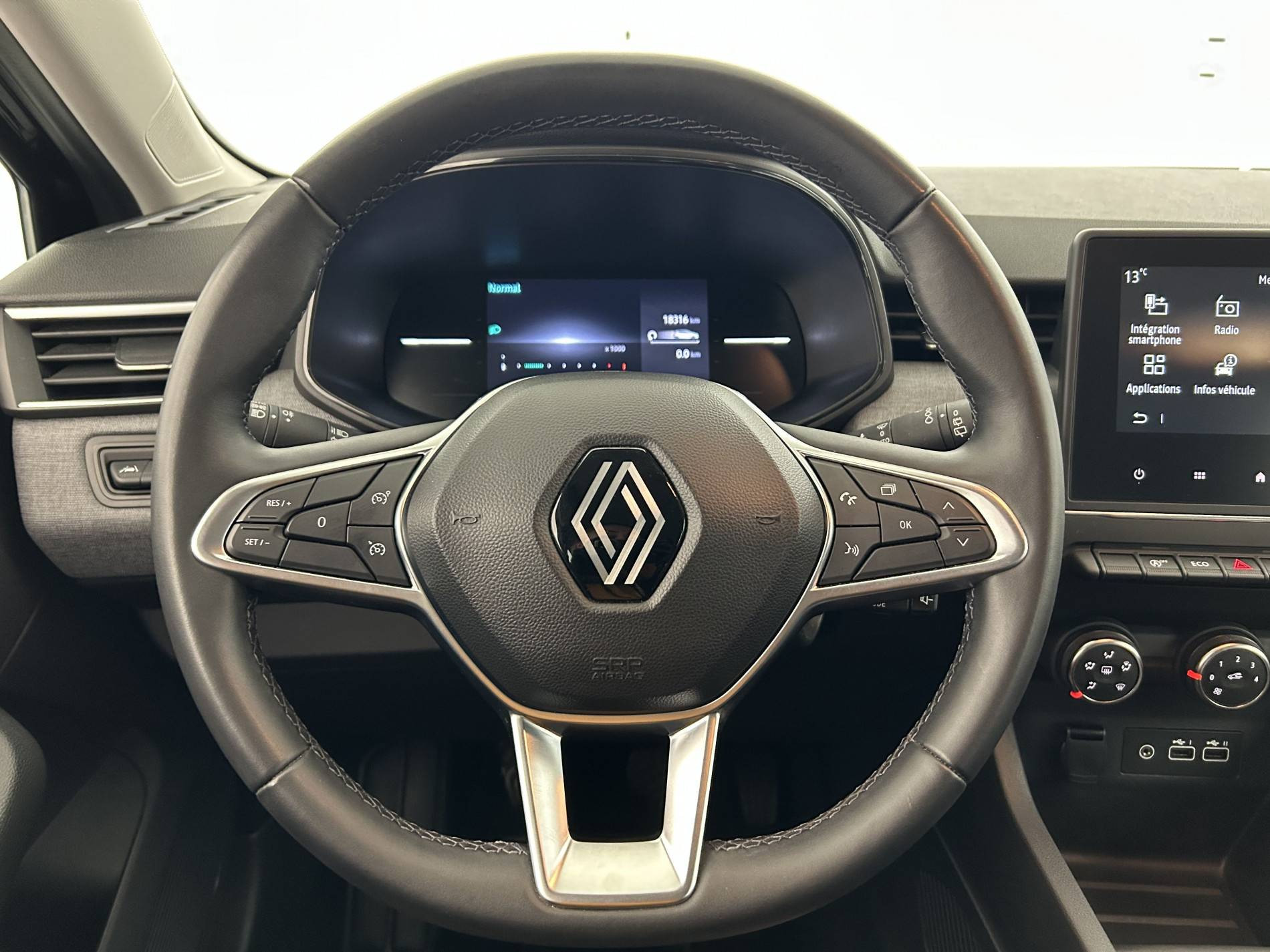 Vente en ligne Renault Clio 5 Clio TCe 90 au prix de 15 490 €
