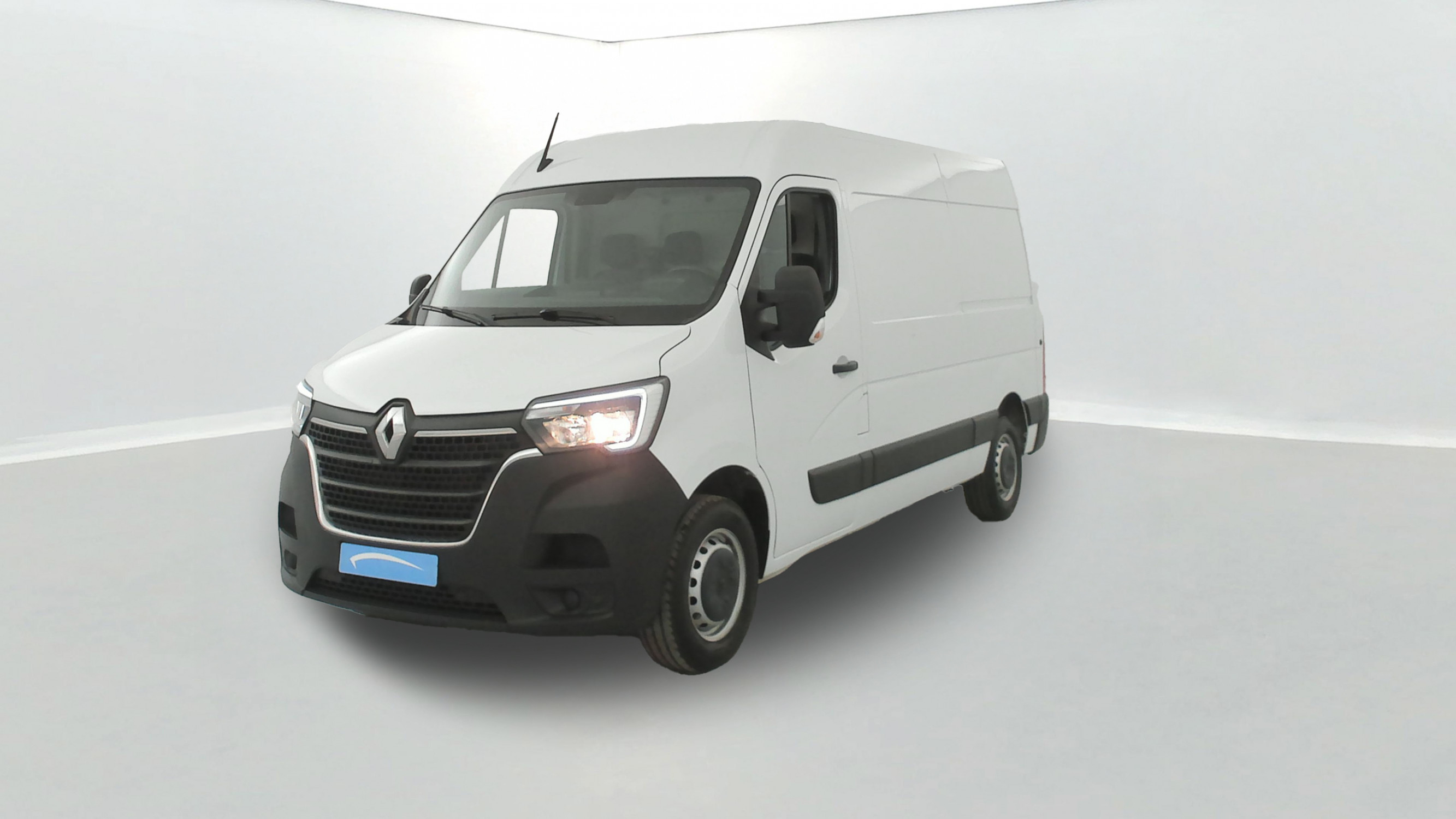 Renault Master Fourgon MASTER FGN TRAC F3500 L2H2 BLUE DCI 135 occasion de 2024 en vente à Auray
