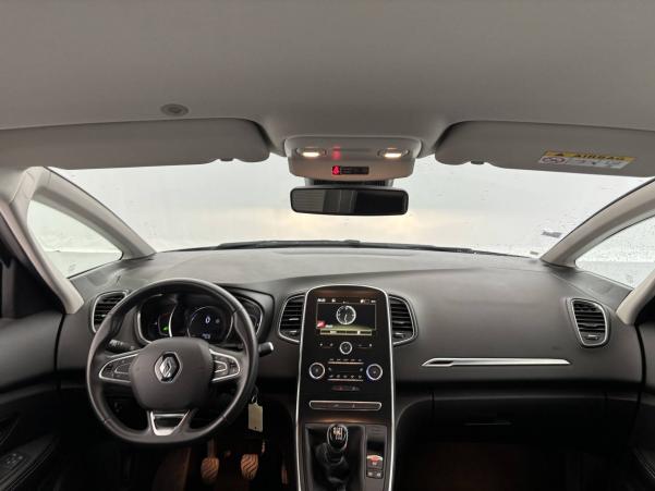 Vente en ligne Renault Grand Scenic 4 Grand Scenic Blue dCi 120 au prix de 18 300 €