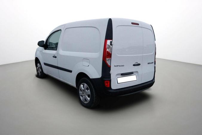 Vente en ligne Renault Kangoo Express  BLUE DCI 80 au prix de 12 990 €