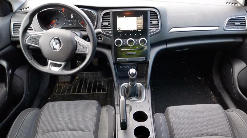 Vente en ligne Renault Megane 4  Blue dCi 115 au prix de 16 990 €