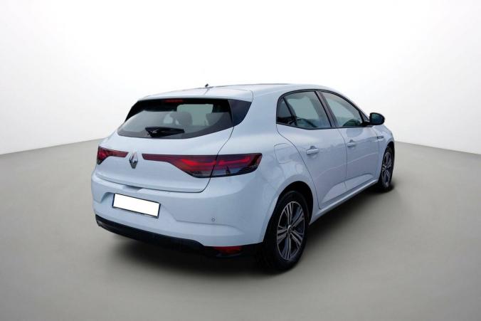 Vente en ligne Renault Megane 4  Blue dCi 115 au prix de 16 990 €