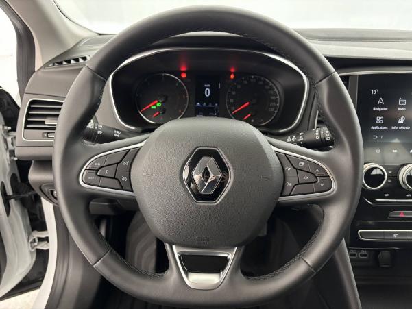 Vente en ligne Renault Megane 4  Blue dCi 115 au prix de 18 490 €