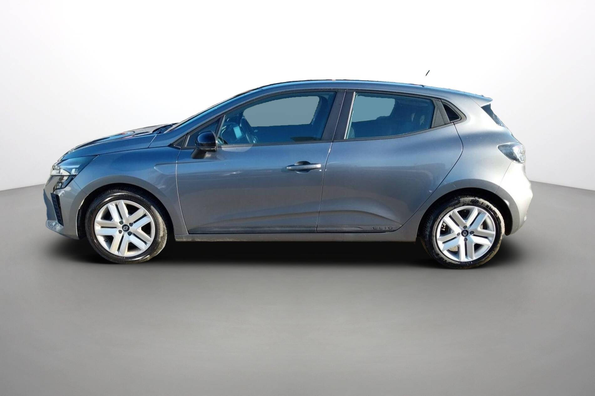 Vente en ligne Renault Clio 5 Clio TCe 90 au prix de 15 990 €