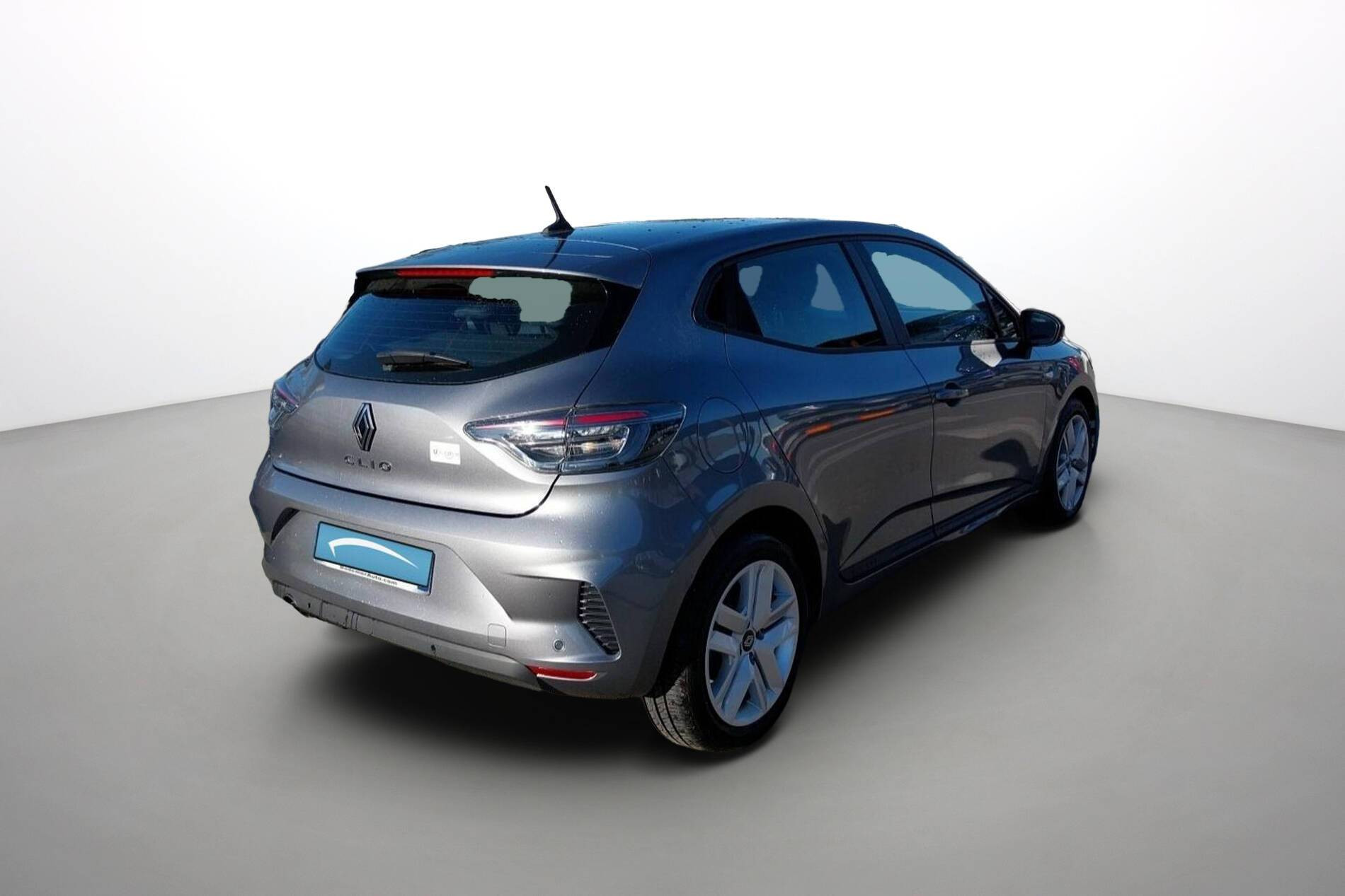 Vente en ligne Renault Clio 5 Clio TCe 90 au prix de 15 990 €