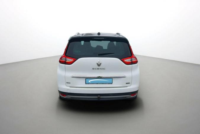 Vente en ligne Renault Grand Scenic 4 Grand Scenic dCi 110 Energy au prix de 16 570 €