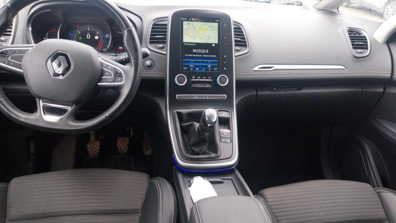 Vente en ligne Renault Grand Scenic 4 Grand Scenic dCi 110 Energy au prix de 16 570 €