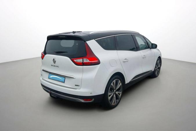 Vente en ligne Renault Grand Scenic 4 Grand Scenic dCi 110 Energy au prix de 16 570 €