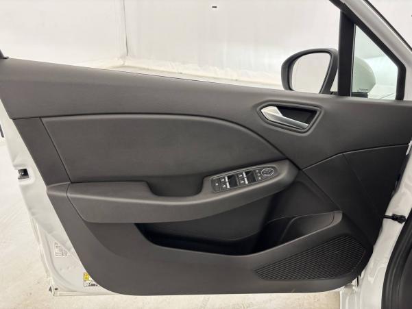 Vente en ligne Renault Clio 5 Clio TCe 100 au prix de 10 900 €