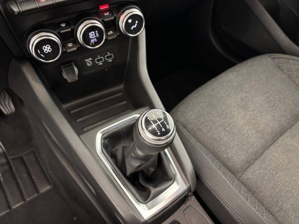Vente en ligne Renault Clio 5 Clio TCe 100 au prix de 10 900 €